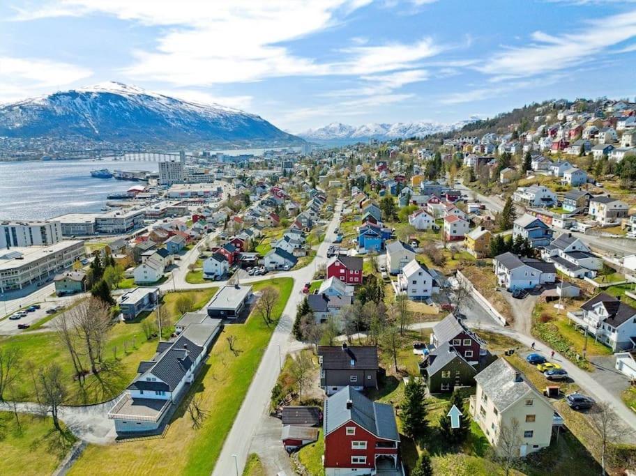 Cozy Little House In Tromso City Exterior foto